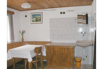Češka Chata Pec pod Sněžkou, Eksterijer